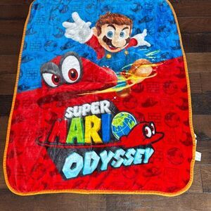 Nintendo Super Mario Bros odyssey plush throw blanket red‎ blue
